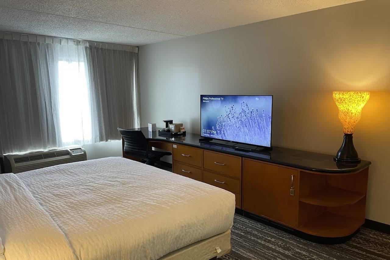 Hotel Clarion Pointe Near Erie Casino Kearsarge Exteriér fotografie