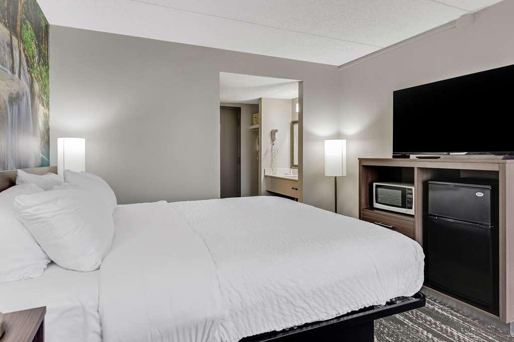 Hotel Clarion Pointe Near Erie Casino Kearsarge Pokoj fotografie