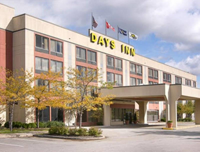 Hotel Clarion Pointe Near Erie Casino Kearsarge Exteriér fotografie